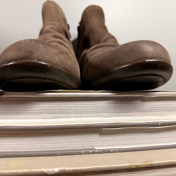 Rockport Brown Taupe Size 9.5M Women’s Ankle Suede Booties - Picture 8 of 15